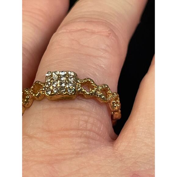 Women's Gold CZ Ring EUC 7.5 - Picture 3 of 4